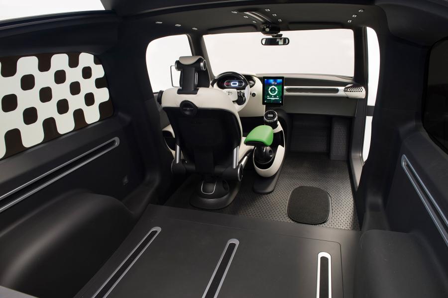  Toyota Urban Utility Concept 2014 года  (фото 8 из 10)